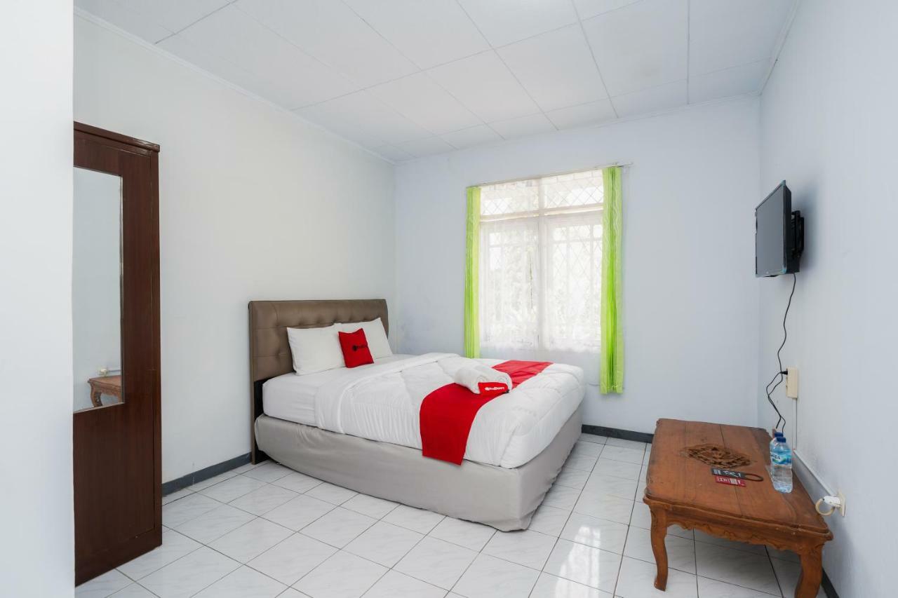 Reddoorz Syariah Near Rsud Cimacan Богор Экстерьер фото